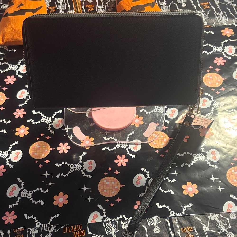 NWT Black Zip-Around Wallet